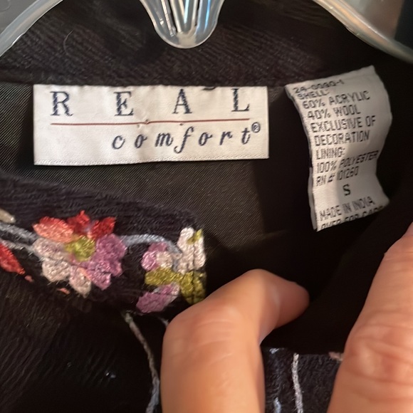 Embroideries jacket - Picture 2 of 5